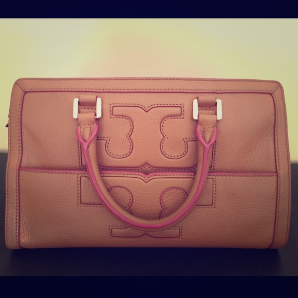 Tory Burch Handbags - Authentic Tory Burch bag